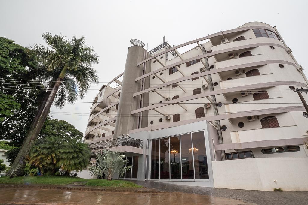 Piloes Palace Hotel Mineiros Exterior foto